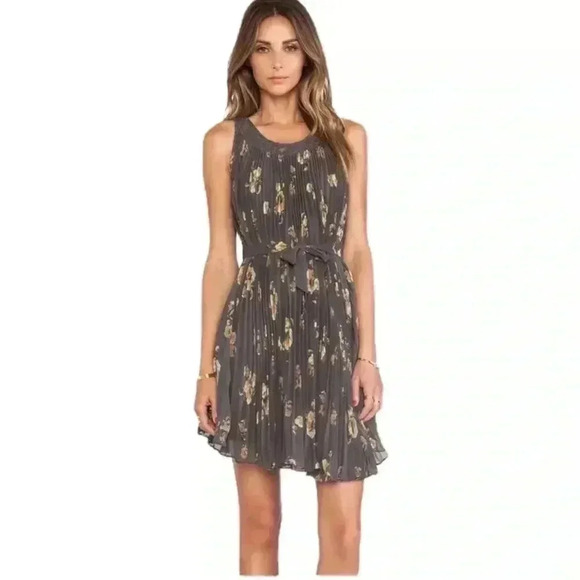 Free people pleated floral dress size M - Picture 2 of 13